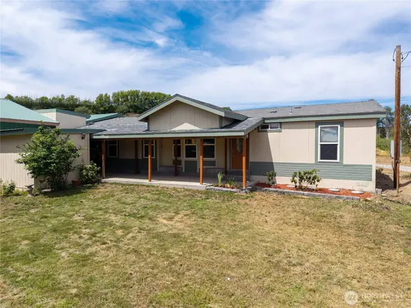 1037 A Highway 7, Tonasket, WA 98855