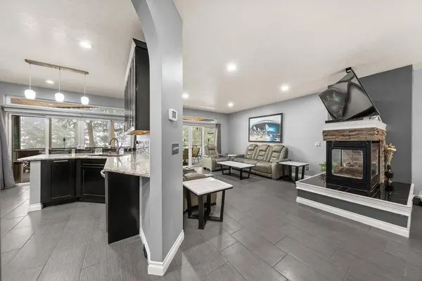 12808 N North Park St, Newman Lake, WA 99025