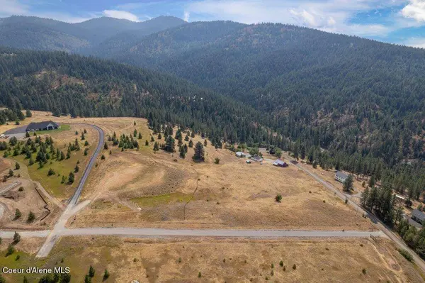 W Carmel WAY, Post Falls, ID 83854