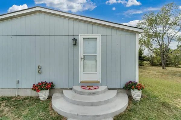 9115 E 31st St S