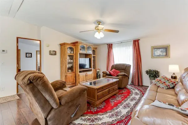 9115 E 31st St S, Wichita, KS 67210