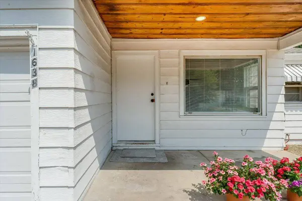 1638 S Faulders St, Wichita, KS 67218