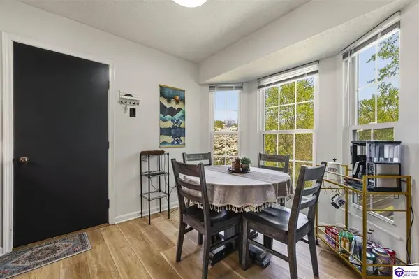 2027 Oak Meadow Drive, Elizabethtown, KY 42701