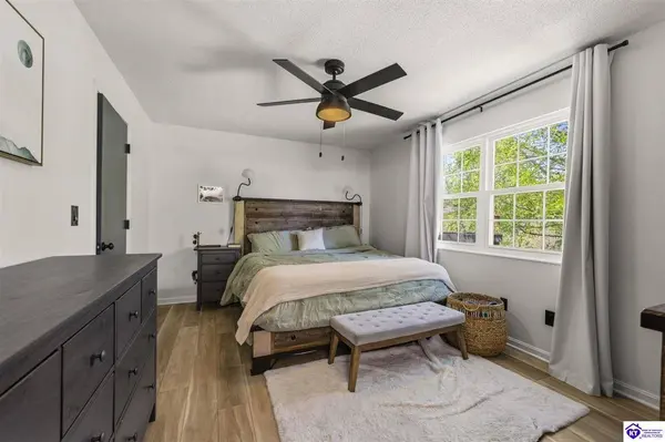 2027 Oak Meadow Drive, Elizabethtown, KY 42701