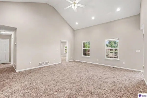 41 Rolling Ridge Court, Brandenburg, KY 40108