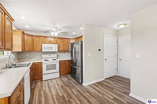 41 Rolling Ridge Court, Brandenburg, KY 40108