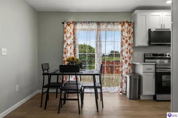 100 Stratmoor Drive, Elizabethtown, KY 42701