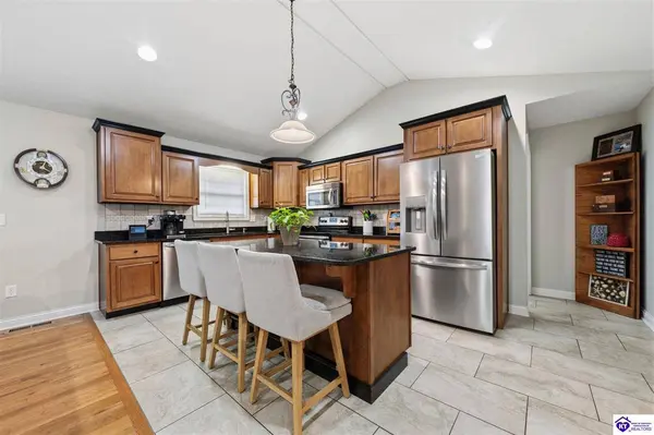 16 Brentwood Drive, Elizabethtown, KY 42701