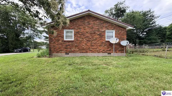 80 W Horseshoe Avenue, Upton, KY 42776
