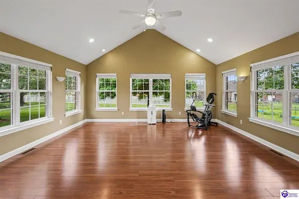 604 Hickory Lane, Elizabethtown, KY 42701