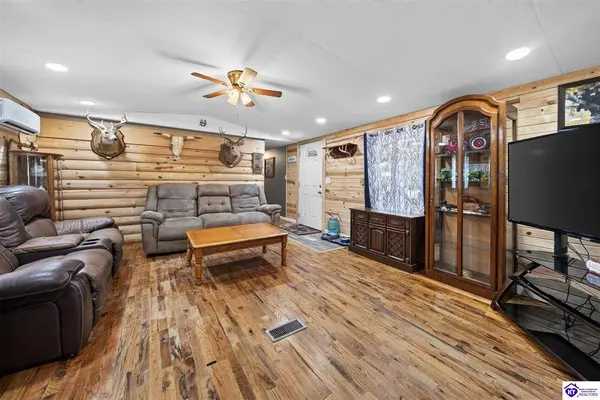66 Searcy Lane, White Mills, KY 42788