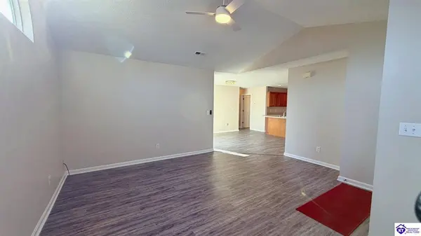 121 Applewood Lane, Elizabethtown, KY 42701