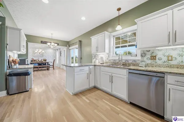 72 Colyers Lane, Elizabethtown, KY 42701
