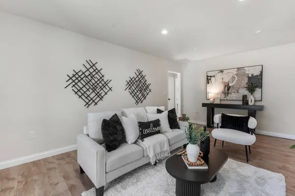 25801 Bryn Mawr AVE, Hayward, CA 94542