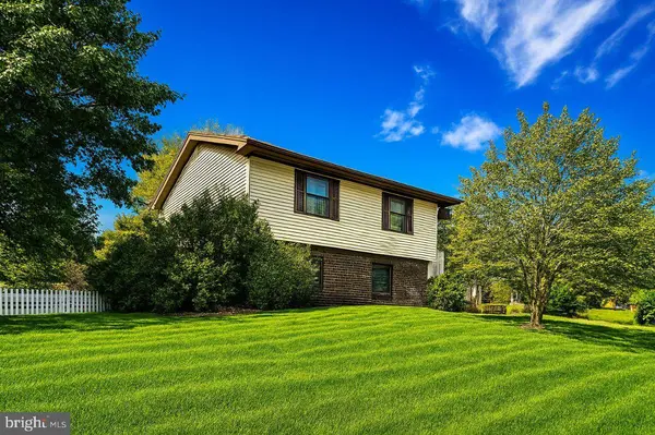 316 SARHELM RD, Harrisburg, PA 17112