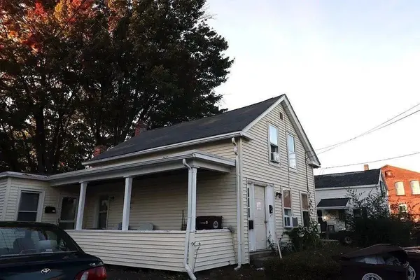 12 Cherry St, Westfield, MA 01085