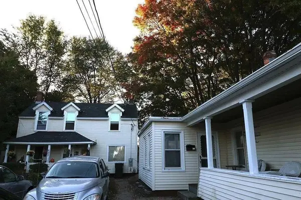 12 Cherry St, Westfield, MA 01085