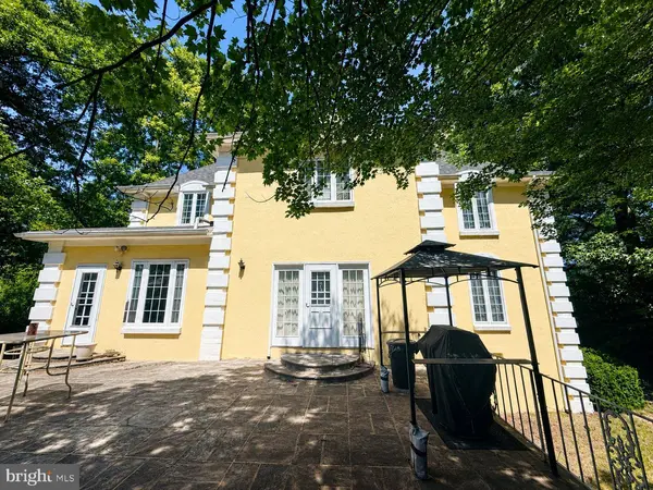 435 BOWLING GREEN RD, Front Royal, VA 22630