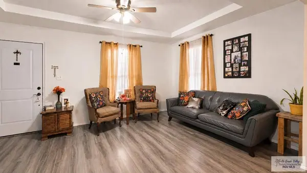 2076 Woodstone Dr., Brownsville, TX 78526