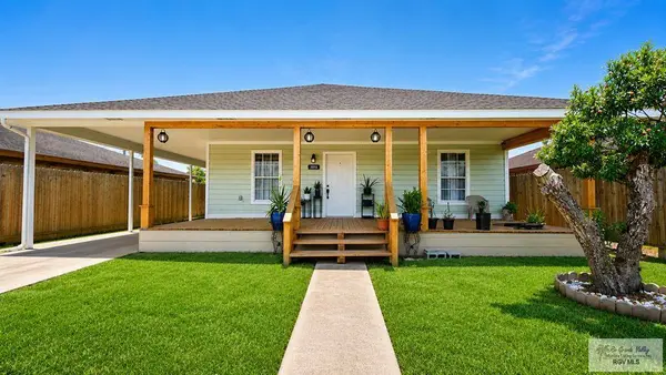 2076 Woodstone Dr.