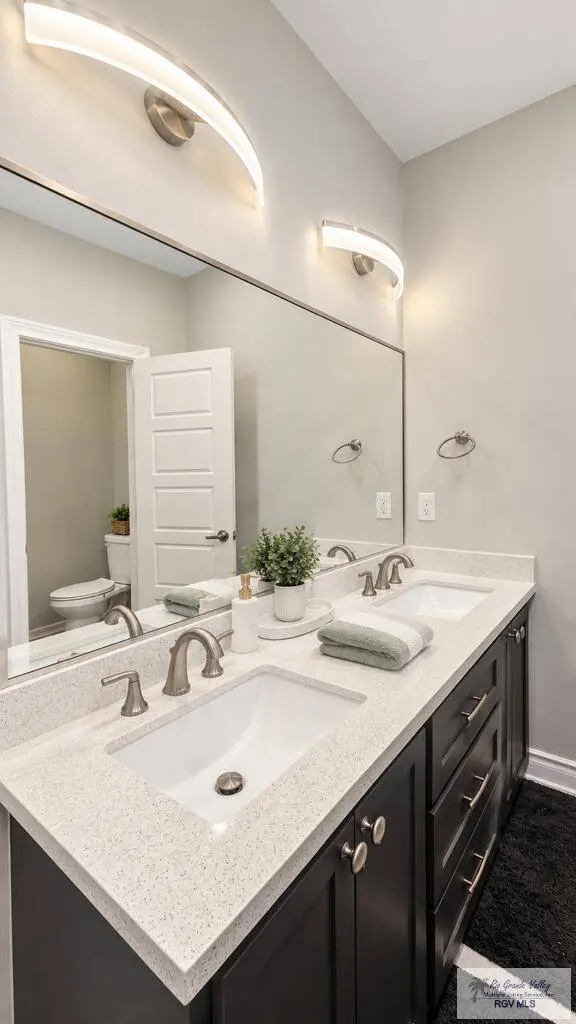 141 Empire Dr, San Benito, TX 78586