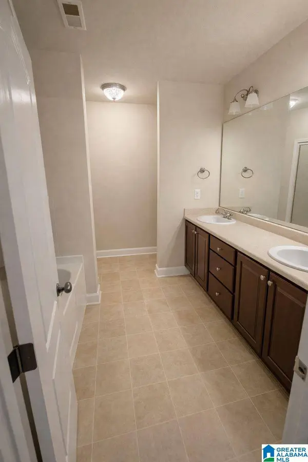 1088 HIDDEN FOREST DRIVE, Montevallo, AL 35115