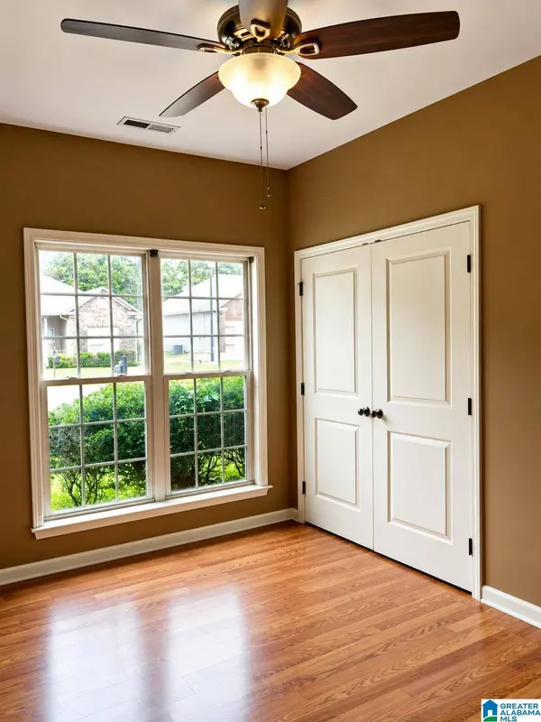 908 MERIWETHER DRIVE, Calera, AL 35040