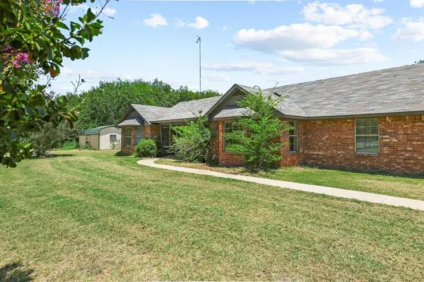 2227 Fm 2815 S, Bonham, TX 75418