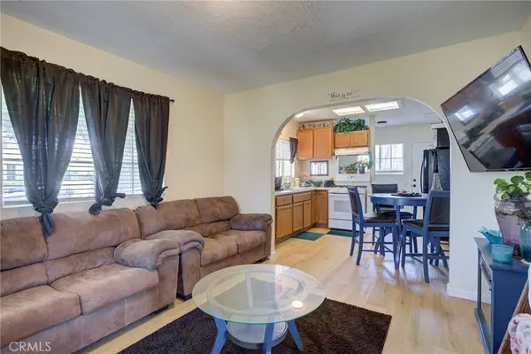 630 E Cook, Santa Maria, CA 93454