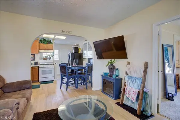 630 E Cook, Santa Maria, CA 93454
