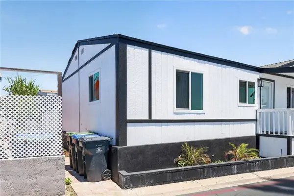 215 S Sullivan ST #220, Santa Ana, CA 92704