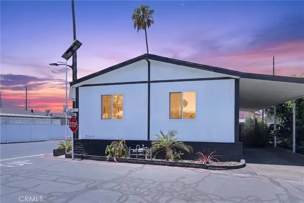215 S Sullivan ST #220, Santa Ana, CA 92704