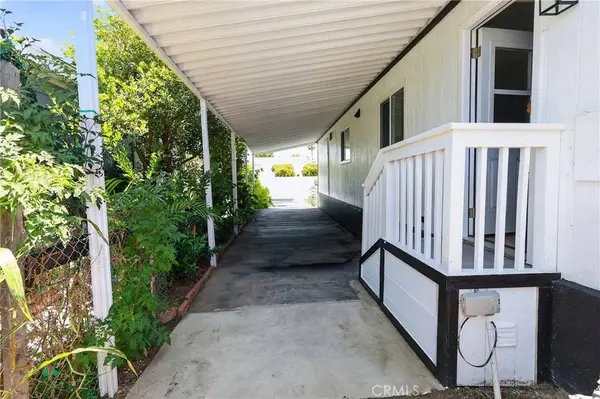 215 S Sullivan ST #220, Santa Ana, CA 92704
