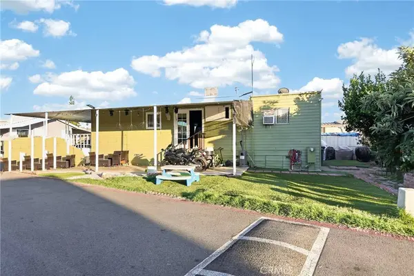 120 S De Soto #120, Tustin, CA 92780