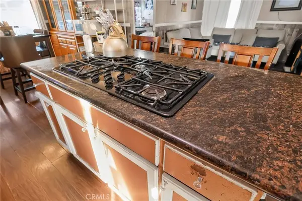 120 S De Soto #120, Tustin, CA 92780