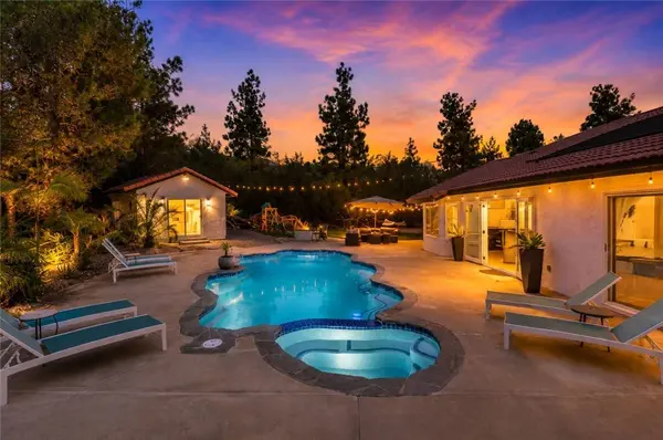 5006 Sunrose CT, Oceanside, CA 92056