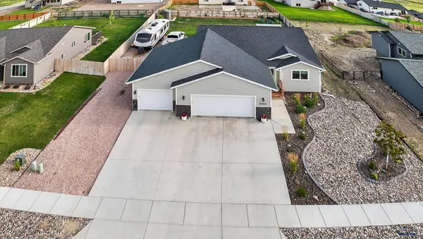 3014 Jessup Ln, Rapid City, SD 57703