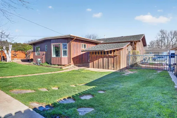 4831 Baldwin St, Rapid City, SD 57702