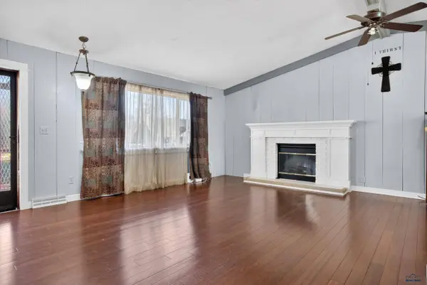 4831 Baldwin St, Rapid City, SD 57702