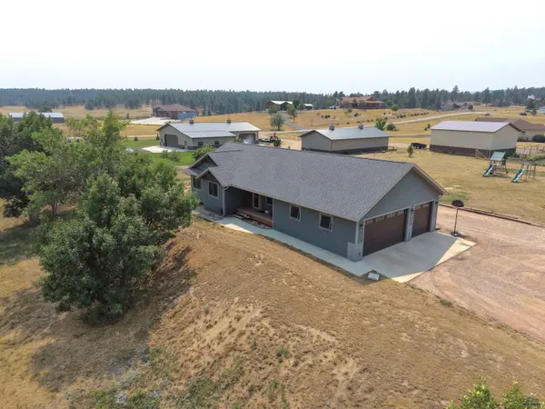 21635 Timbercreek Dr, Piedmont, SD 57769