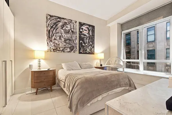 111 Fulton ST #613, New York (manhattan), NY 10038