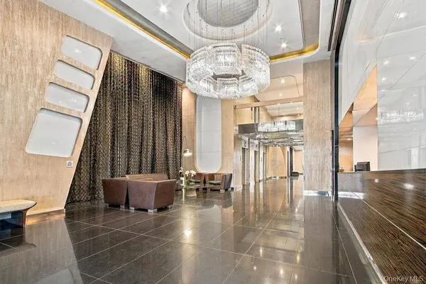 111 Fulton ST #613, New York (manhattan), NY 10038