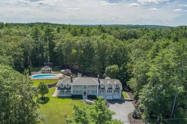 127 Hooksett Rd, Auburn, NH 03032-3230