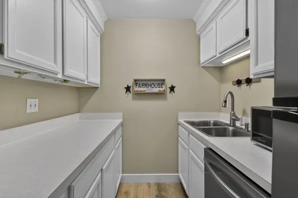38 Dolloff ST, Laconia, NH 03246
