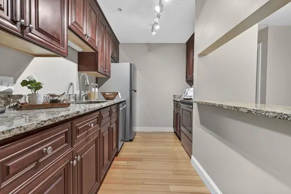 92 Eastern AVE #202, Manchester, NH 03104
