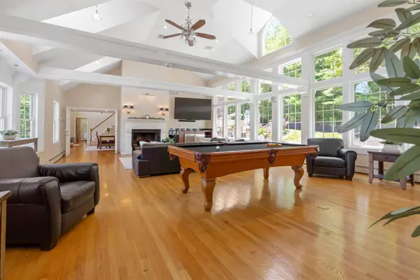127 Hooksett RD, Auburn, NH 03032
