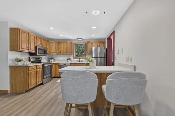 211 Mount Delight RD, Deerfield, NH 03037