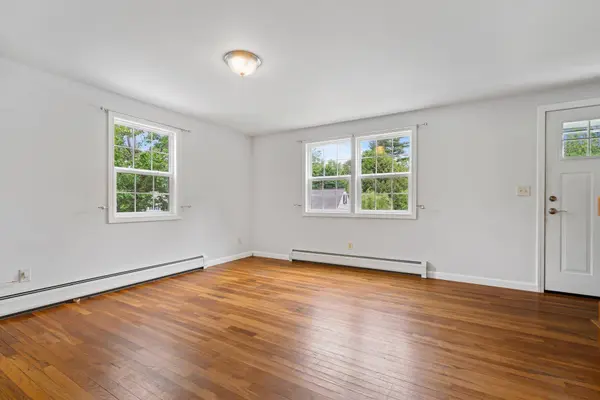 3 Maplewood AVE #B, Goffstown, NH 03045