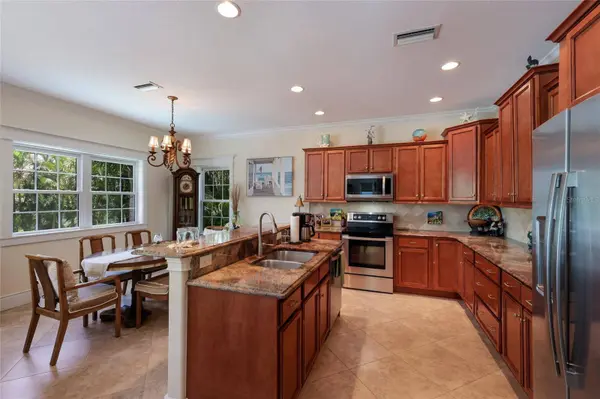 309 68TH ST, Bradenton Beach, FL 34217