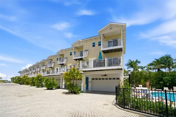 Bradenton Beach, FL 34217